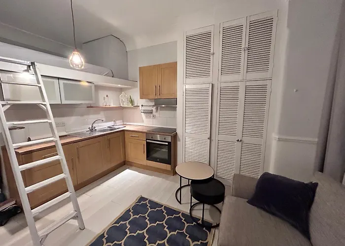 Beautiful Chiswick Studio Apartment